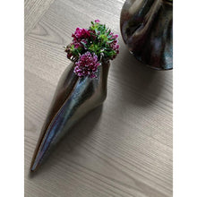 Load image into Gallery viewer, Mid Century Rhythm A105CR8MC, Ceramic Vase - The Root 300 x 125 x 130 mm