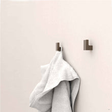 Load image into Gallery viewer, Kawajun SC-735-XG hook in gold finish