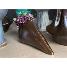 Load image into Gallery viewer, Mid Century Rhythm A105CR8MC, Ceramic Vase - The Root 300 x 125 x 130 mm
