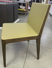 Load image into Gallery viewer, EL SE Chair, 500w x 545d x 800h mm, Frame Grey Oak 0378G, Leather Gamma 410
